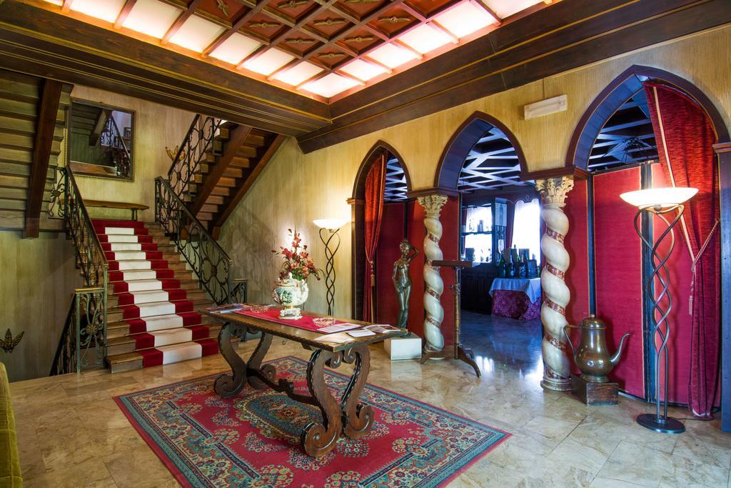 Hotel I Due Foscari Busseto Kültér fotó